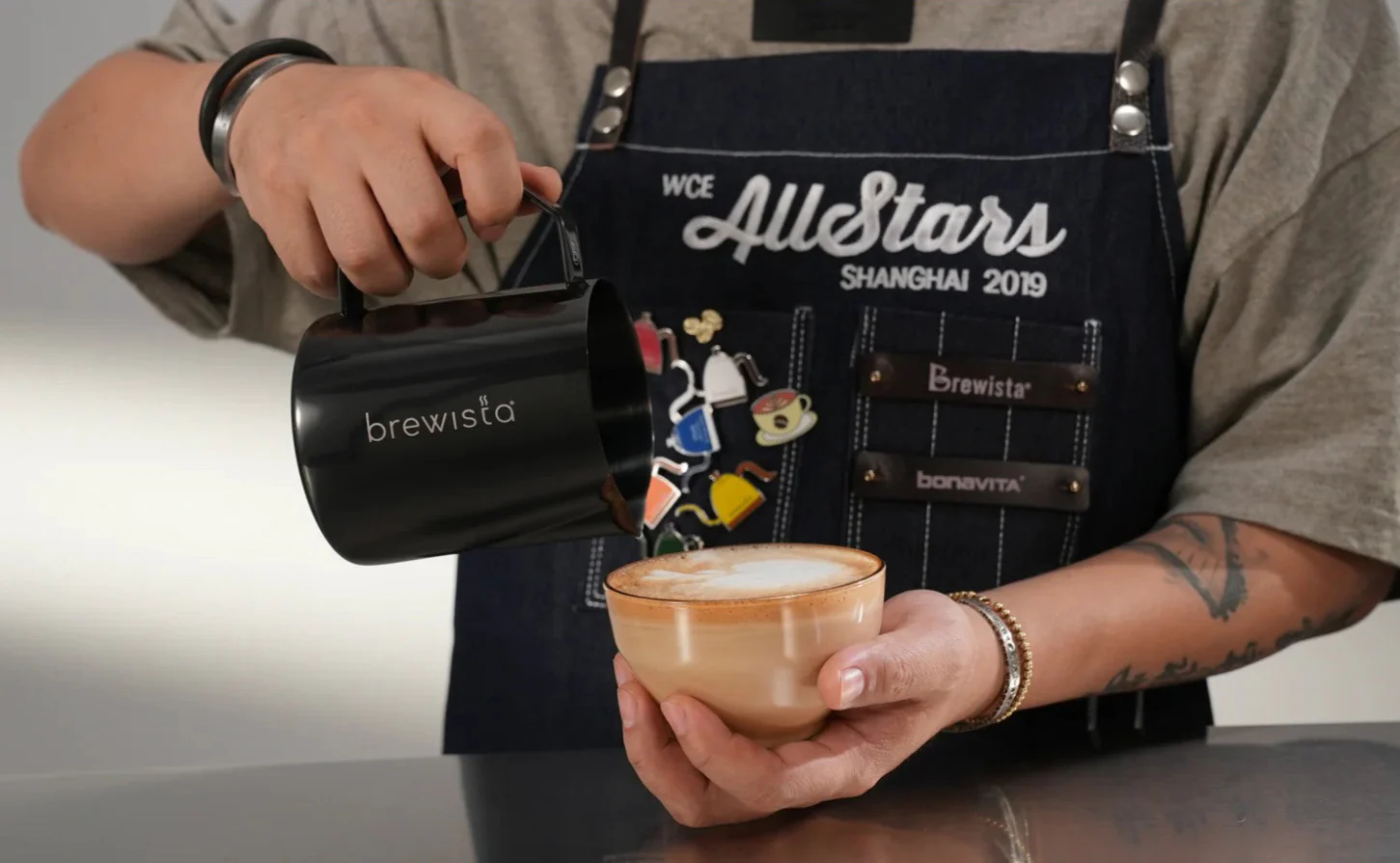 Brewista Milk Frothing Pitcher - Image 4